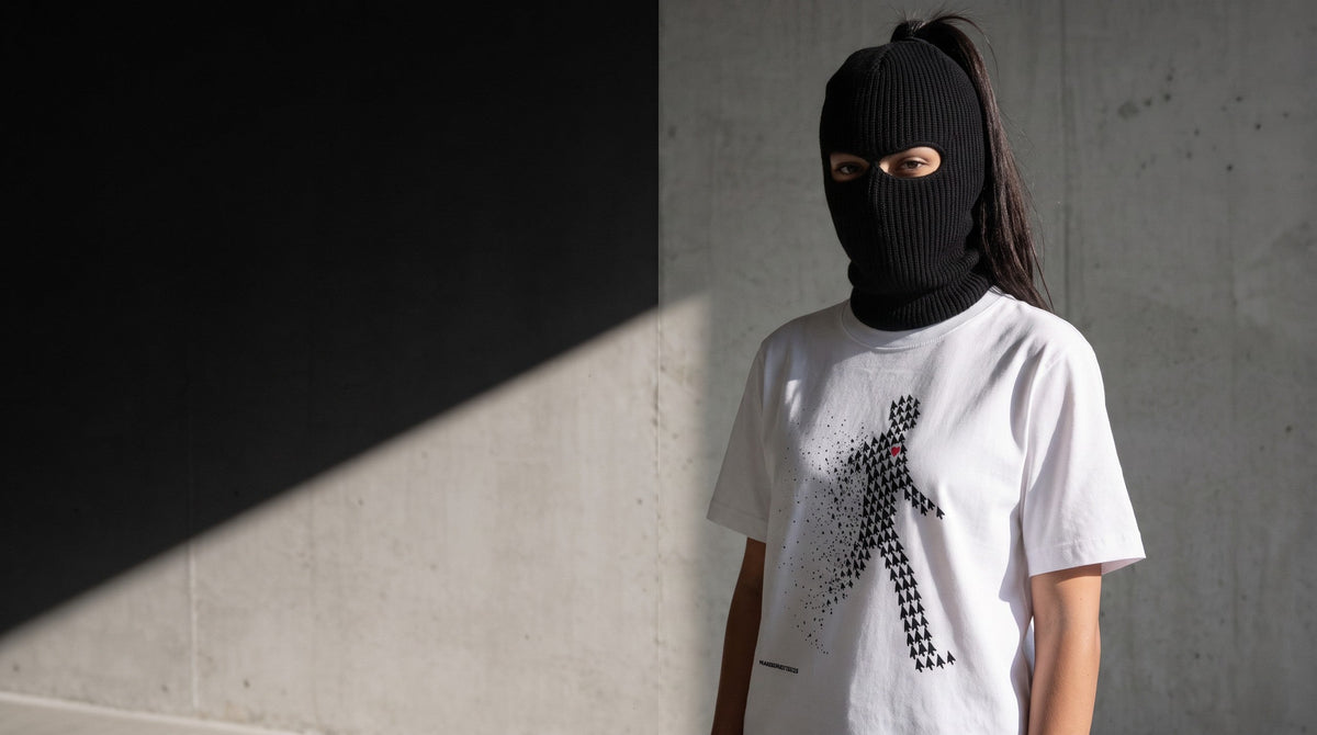 Cursored Shirt white, worn – SKREWED