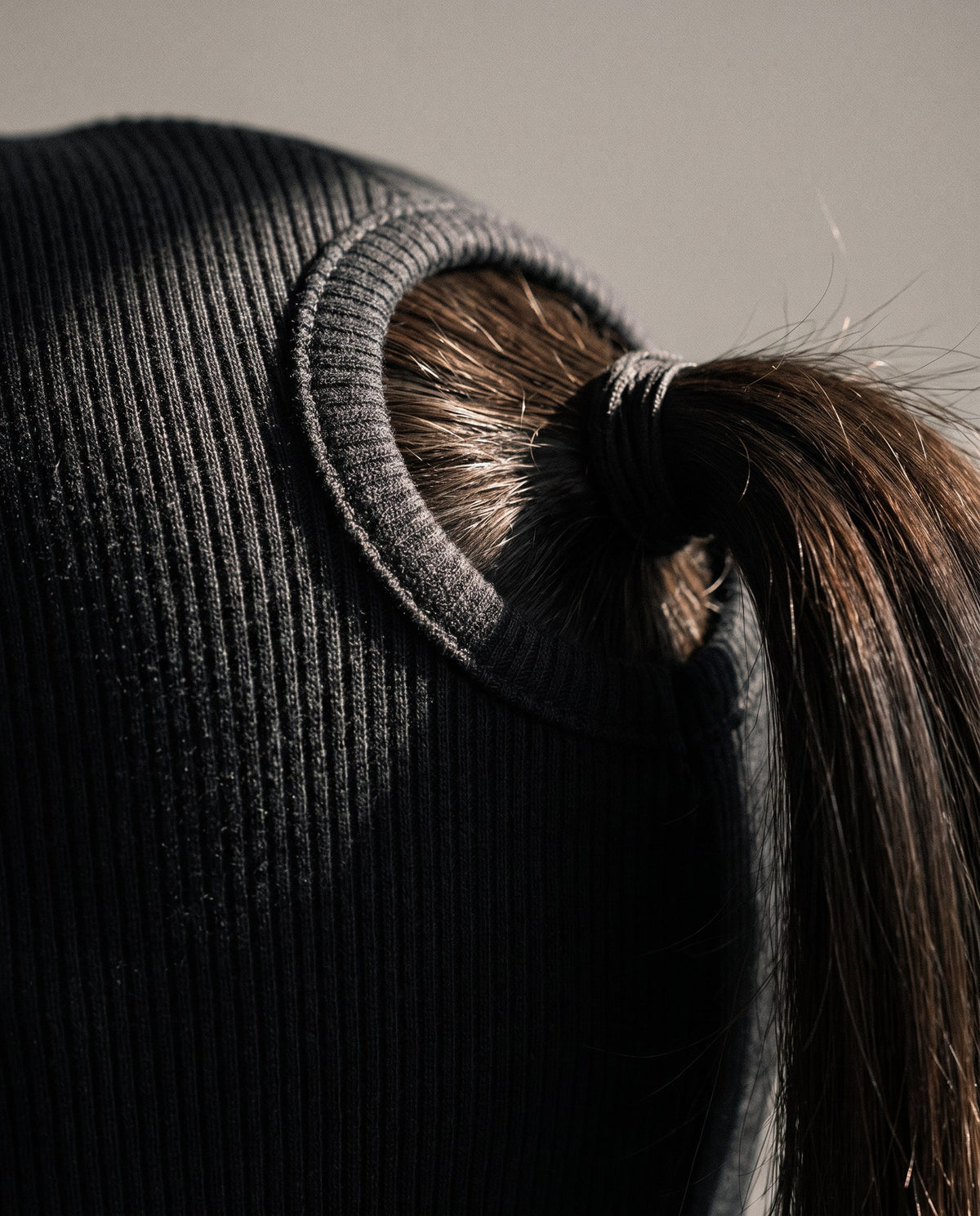 Ponytail opening detail – SKREWED